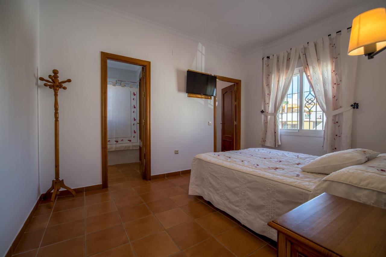 Chalet Adosado Atalaya P โกนิล เด ลาฟรอนเตรา ภายนอก รูปภาพ