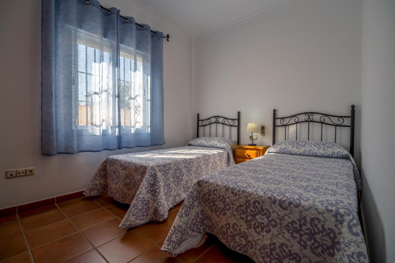 Chalet Adosado Atalaya P โกนิล เด ลาฟรอนเตรา ภายนอก รูปภาพ