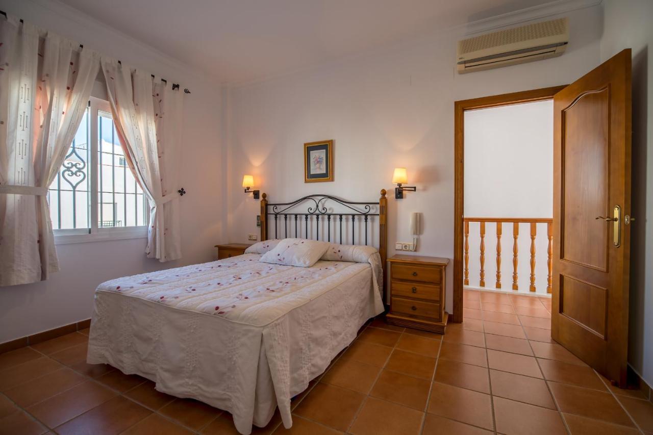 Chalet Adosado Atalaya P โกนิล เด ลาฟรอนเตรา ภายนอก รูปภาพ